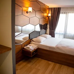 F & B Apart Otel